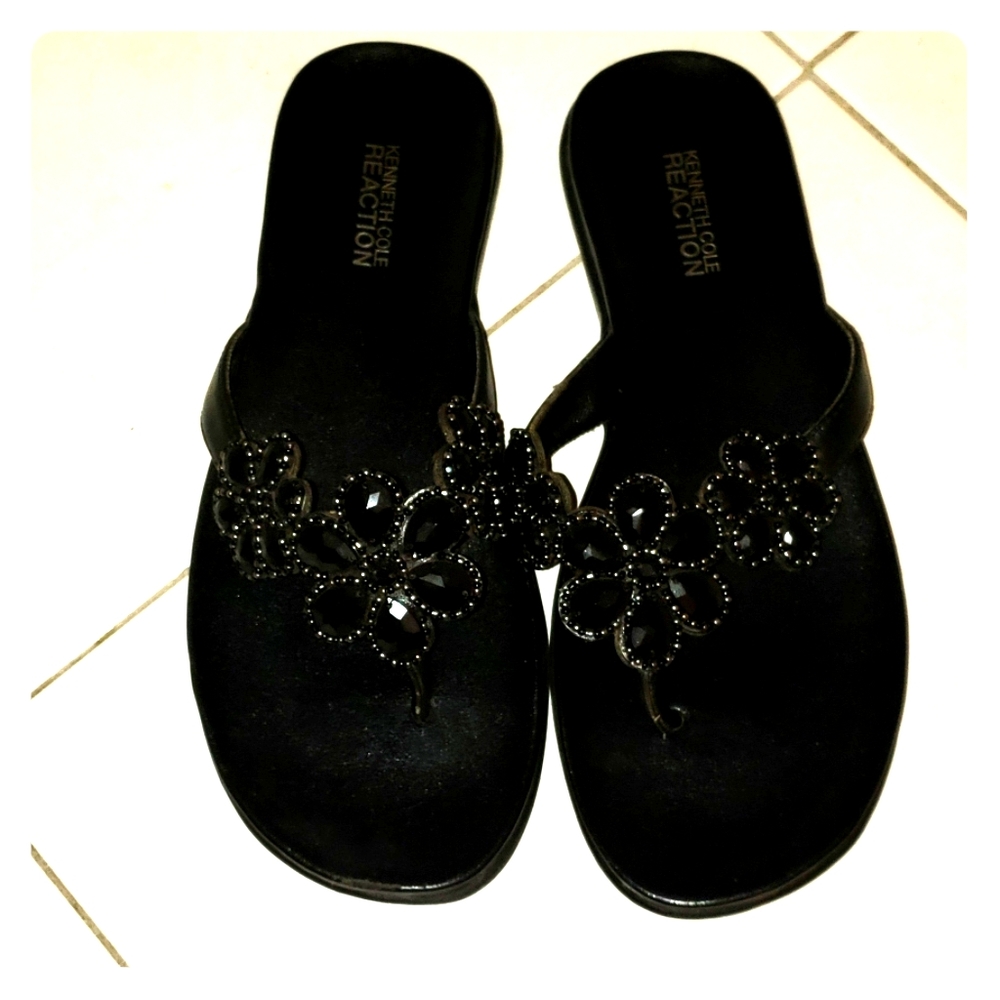 Kenneth Cole sandals